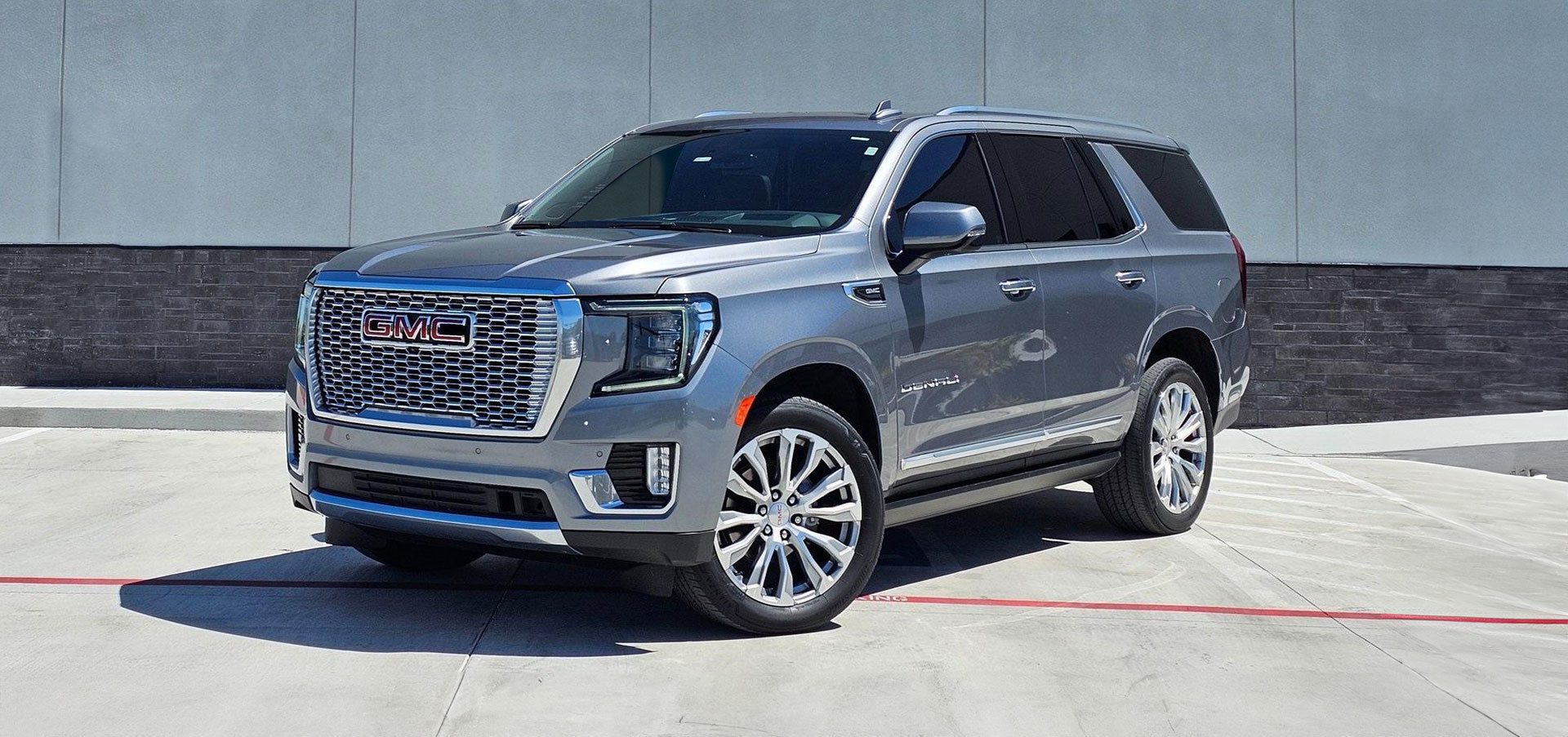https://x-assets.autorevo-powersites.com/content/assets/clients/64562019-b8cb-4455-92ee-6a2593b93554/hero_yukon_denali