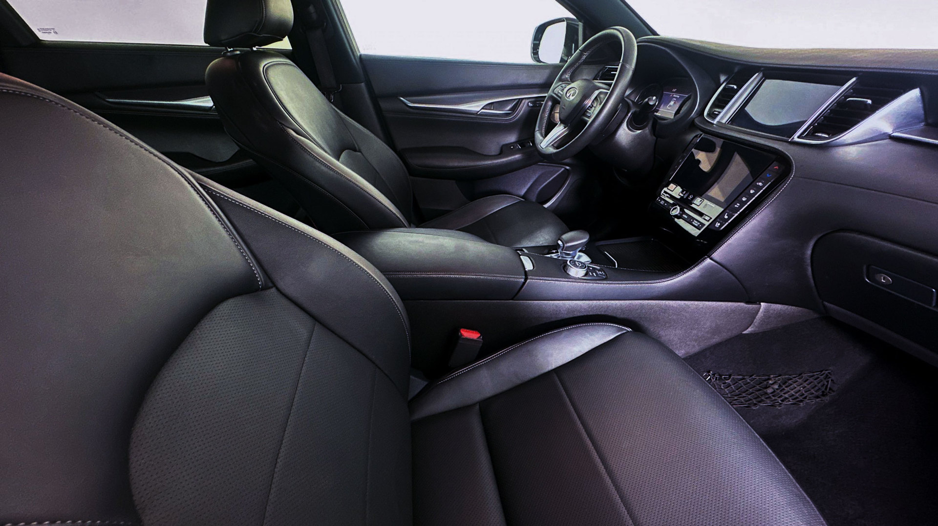 https://x-assets.autorevo-powersites.com/content/assets/clients/71f04ef2-7960-4889-9fd5-c2776566c42d/hero_acura_interior_1
